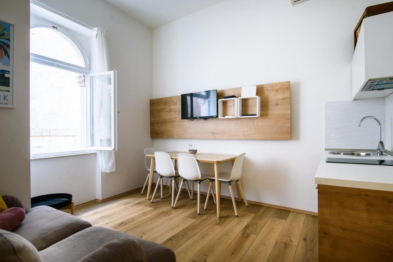Street Buzz Old Town Apartment By Duhomes Dubrovnik Dış mekan fotoğraf